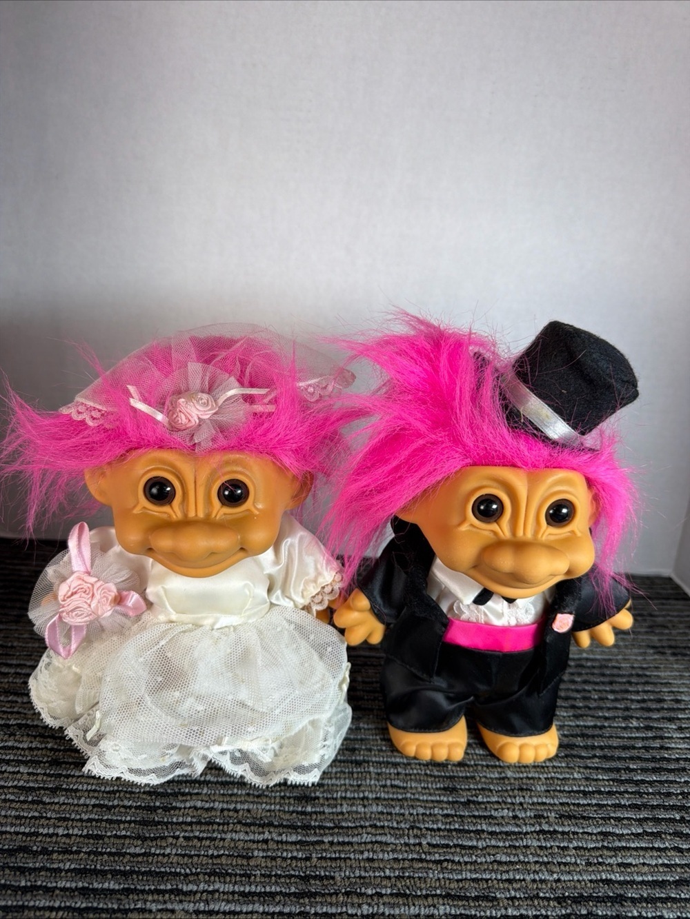 Vintage Troll (Russ) Doll Bride and Groom Set with Bright Pink Hair - Picture 3 of 14